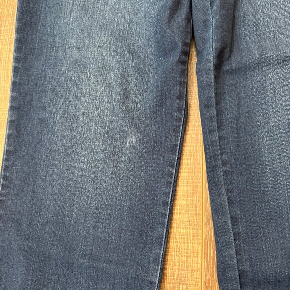 Gloria Vanderbilt Amanda Embroidered Jeans – Size 18 - Picture 11 of 16